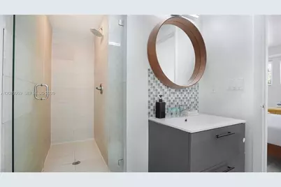 1321 15th, Miami Beach, FL 33139 - Photo 17