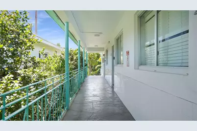 1321 15th, Miami Beach, FL 33139 - Photo 29