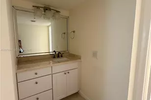 1717 N Bayshore Dr, Miami, FL 33132 - Photo 7