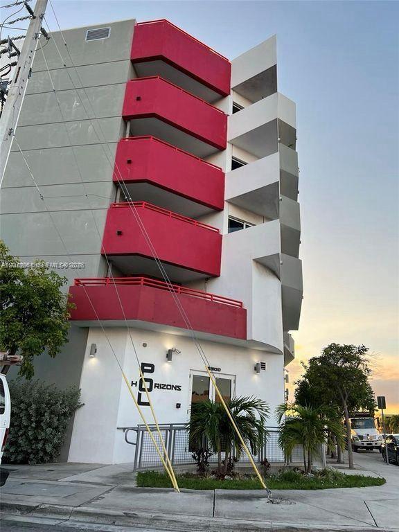 2300 NW 7th St #504 - 2300 NW 7th St #504, Miami, FL 33125 Luxury Property | Jose Angel Pina