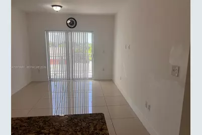 2300 NW 7th Street #504, Miami, FL 33125 - Photo 3