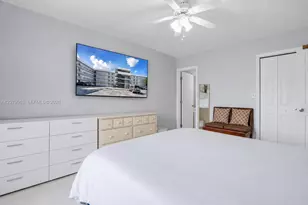 5825 W 25th Ct, Hialeah, FL 33016 - Photo 21