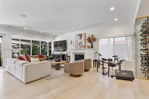 652 NE 105th St, Miami Shores, FL 33138 - Photo 19