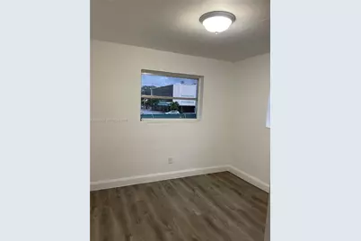 633 NW 23rd Ct #2, Miami, FL 33125 - Photo 9