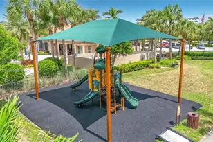 1040 Eucalyptus Dr, Hollywood, FL 33021 - Photo 43
