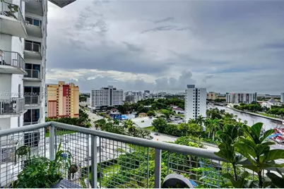 10 SW South River Dr #1105, Miami, FL 33130 - Photo 7
