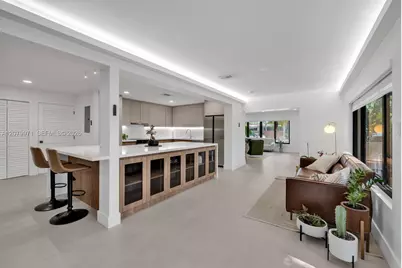 220 NE 105th St, Miami Shores, FL 33138 - Photo 17