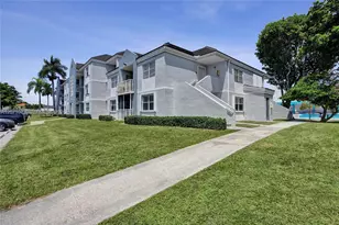 8660 SW 212th St, Cutler Bay, FL 33189 - Photo 35
