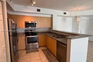 7920 N Nob Hill Rd, Tamarac, FL 33321 - Photo 11