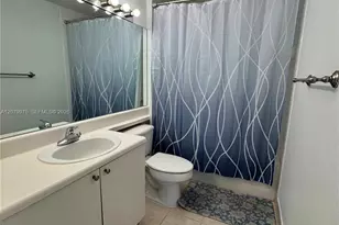 7920 N Nob Hill Rd, Tamarac, FL 33321 - Photo 13