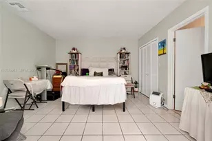 4051 NW 5th St, Miami, FL 33126 - Photo 25