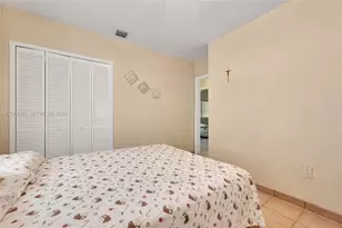 4051 NW 5th St, Miami, FL 33126 - Photo 19
