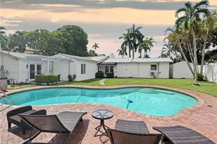 2421 NE 13th St, Fort Lauderdale, FL 33304 - Photo 5