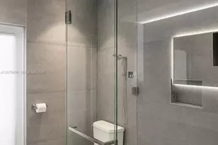 2421 NE 13th St, Fort Lauderdale, FL 33304 - Photo 21