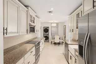 2421 NE 13th St, Fort Lauderdale, FL 33304 - Photo 25