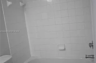 50 Menores Ave, Coral Gables, FL 33134 - Photo 17