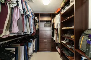 495 Brickell Ave, Miami, FL 33131 - Photo 17
