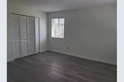 8820 SW 13th St, Pembroke Pines, FL 33025 - Photo 11