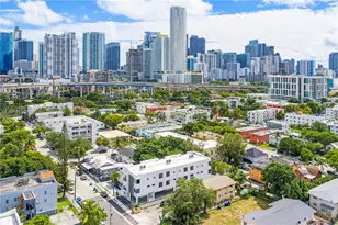 526 SW 2nd St, Miami, FL 33130 - Photo 35
