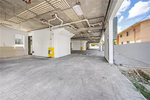 526 SW 2nd St, Miami, FL 33130 - Photo 31