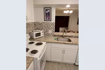 319 NE 14th Ave #604, Hallandale Beach, FL 33009 - Photo 5