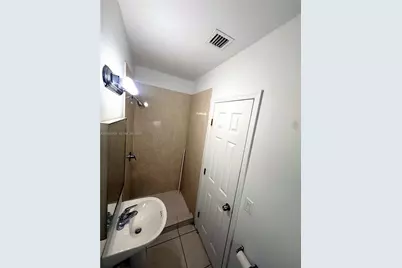 1436 SW 5th St #0, Miami, FL 33135 - Photo 11