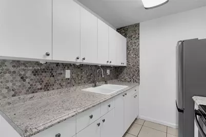 7100 Fairway Dr #K11, Miami Lakes, FL 33014 - Photo 7