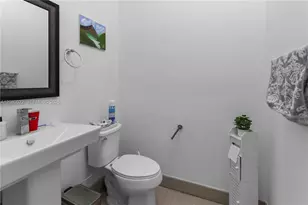 9123 NW 33rd St, Doral, FL 33172 - Photo 13