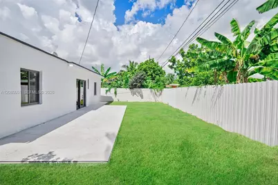 335 NW 108th St, Miami, FL 33168 - Photo 41