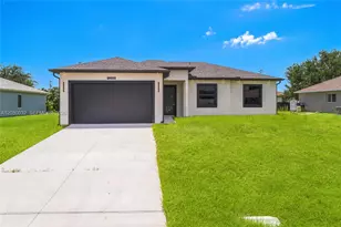 1208 NE 19th St, Cape Coral, FL 33909 - Photo 1