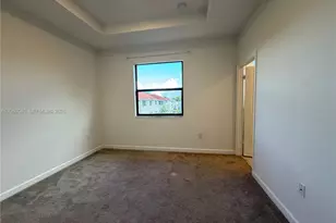 883 NE 211th St, Miami, FL 33179 - Photo 15