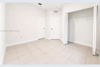 883 NE 211th St #883, Miami, FL 33179 - Photo 5