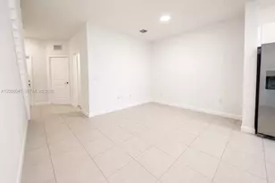 883 NE 211th St, Miami, FL 33179 - Photo 9