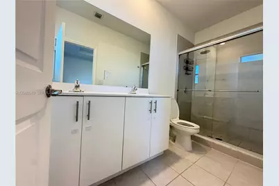 883 NE 211th St #883, Miami, FL 33179 - Photo 13