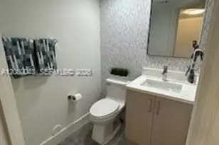 15535 N Miami Lakeway N, Miami Lakes, FL 33014 - Photo 27