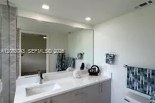 15535 N Miami Lakeway N, Miami Lakes, FL 33014 - Photo 21
