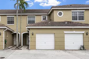 12110 SW 2nd St, Pembroke Pines, FL 33025 - Photo 1