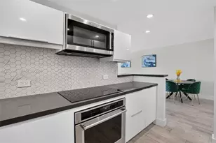 2500 NE 135th St, North Miami, FL 33181 - Photo 5