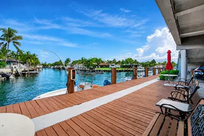 2500 NE 135th St #C311, North Miami, FL 33181 - Photo 45