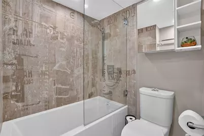 2500 NE 135th St #C311, North Miami, FL 33181 - Photo 23