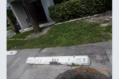 7175 NW 179th St #307, Hialeah, FL 33015 - Photo 23