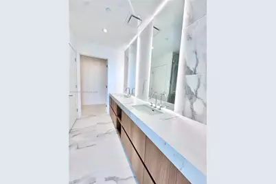 1400 Biscayne Blvd #1506, Miami, FL 33132 - Photo 7
