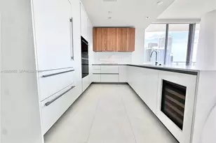 1400 Biscayne Blvd, Miami, FL 33132 - Photo 3