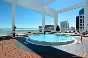 55 SE 6th St, Miami, FL 33131 - Photo 25