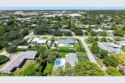 14220 SW 86th Ave #0, Palmetto Bay, FL 33158 - Photo 49