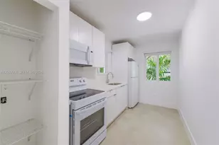 505 SW 7th Ct, Miami, FL 33130 - Photo 5