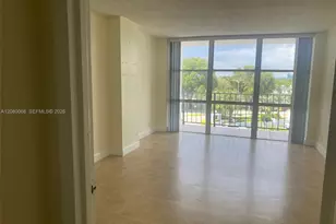 1000 Parkview Dr, Hallandale Beach, FL 33009 - Photo 21
