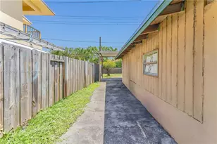 503 NW 43rd Pl, Miami, FL 33126 - Photo 21