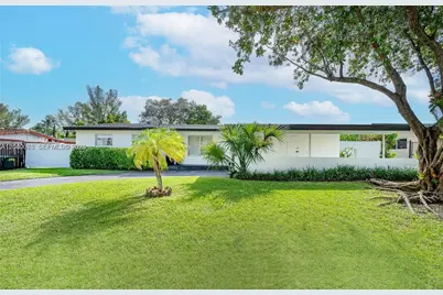 8810 SW 43rd Ter, Miami, FL 33165 - Photo 1