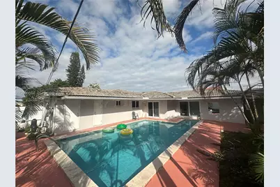 326 E 34th St, Hialeah, FL 33013 - Photo 19